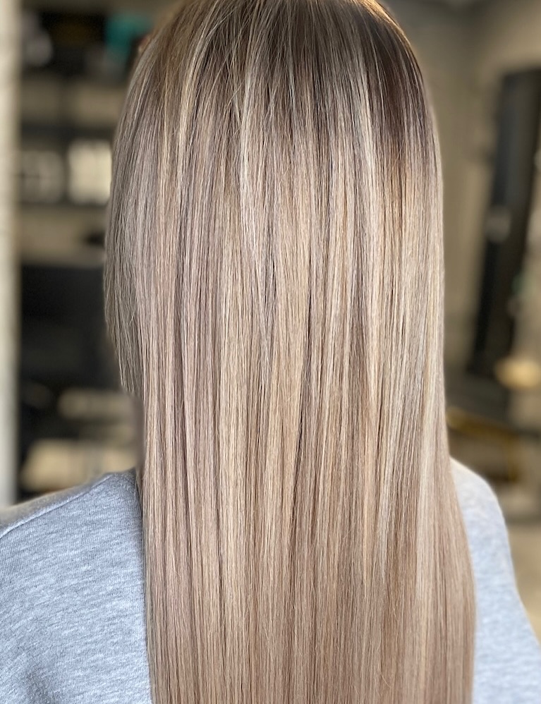 Długie włosy z balayage